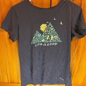 LIFE IS GOOD Navy Blue T-shirt Small
